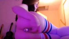 Cute Cam Girl Cums With Butt Plug